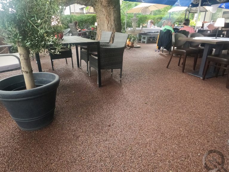Qubo®Tec Biergarten