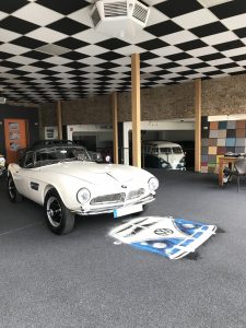 Steinteppich Ausstellung BMW & VW T1