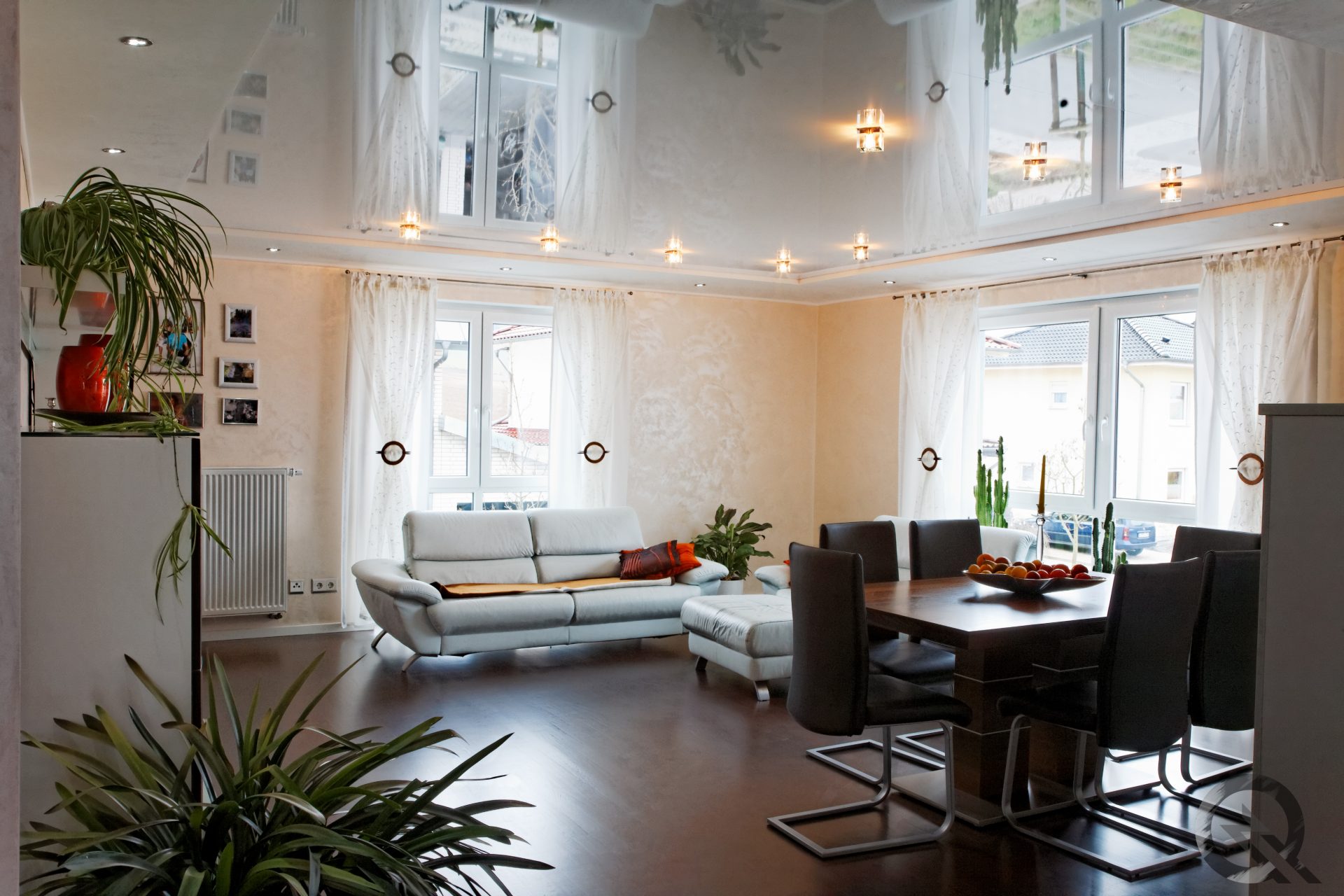 Lackspanndecke Glanz Wohnzimmer Esszimmer