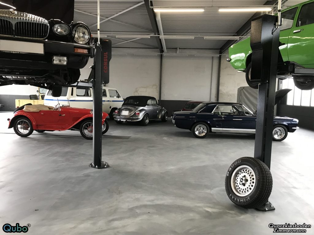 Epoxidharzboden-Werkstatt-Oldtimer