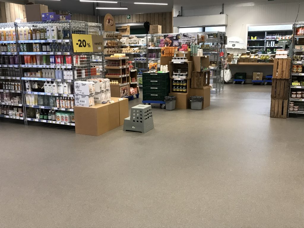 Industrieboden Mörtelboden Supermarkt